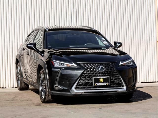 2022 lexus ux 200 base