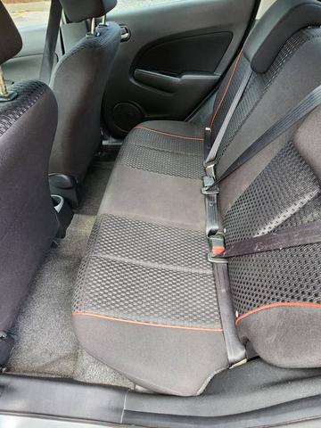 2012 mazda mazda2 touring