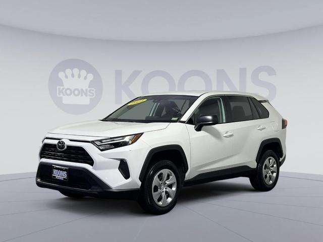 2023 toyota rav4 le