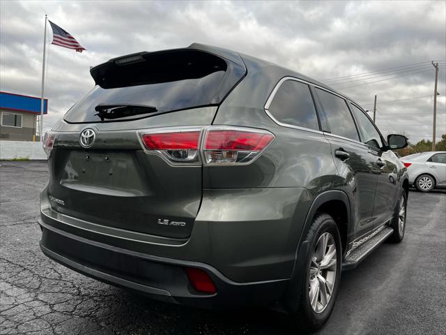2015 toyota highlander le plus