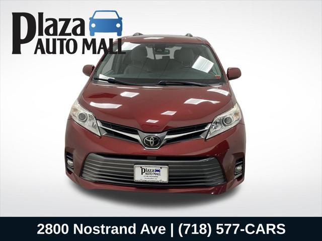 2018 toyota sienna xle