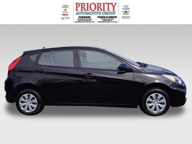 2017 hyundai accent se se 4dr hatchback 6a for sale in middletown, rhode island