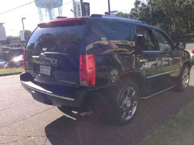 2011 cadillac escalade luxury in great neck, ny