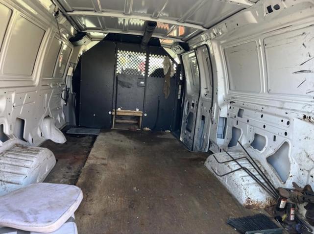 2007 ford e250 base
