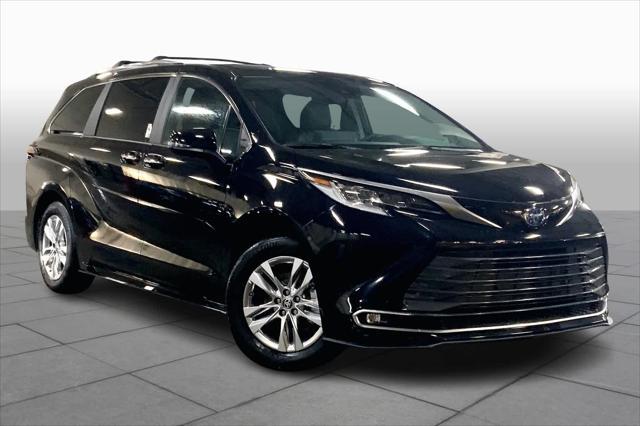 2024 toyota sienna limited 7-passenger
