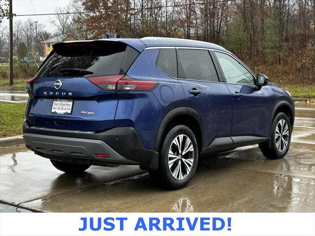 2021 nissan rogue sv