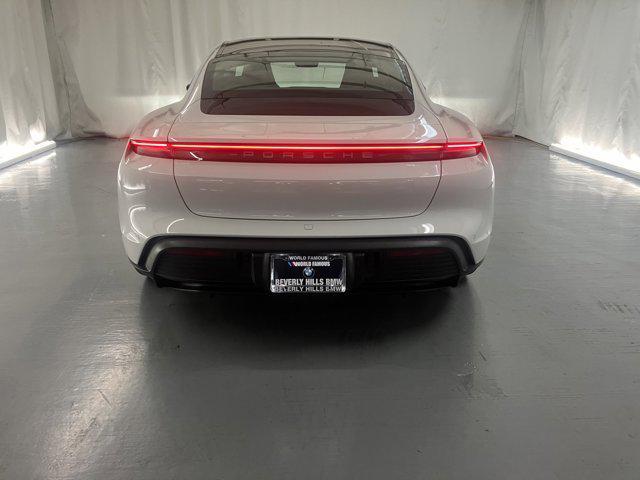 2022 porsche taycan rwd