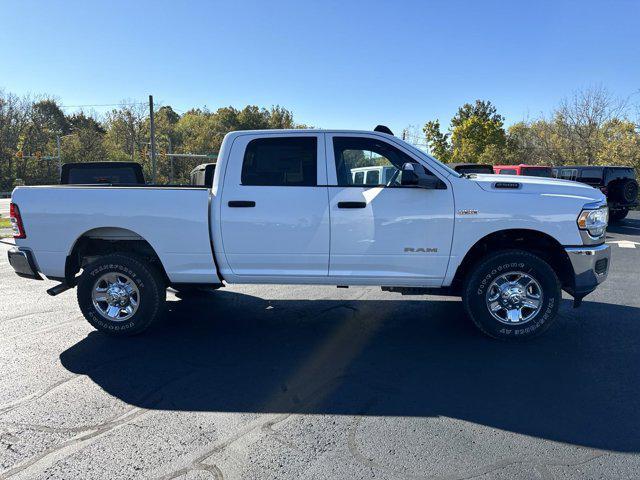 2022 ram 2500 tradesman crew cab 4x4 6'4' box