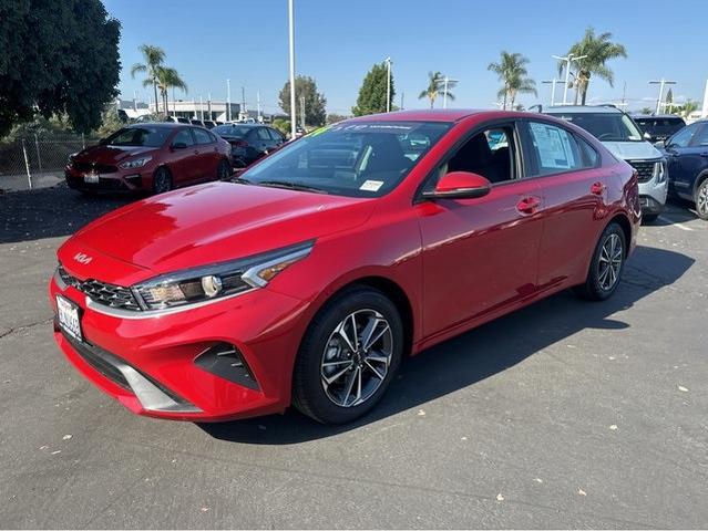 2024 kia forte lxs