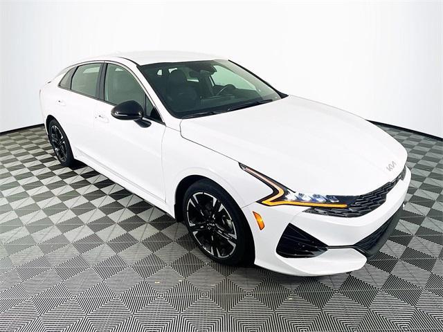 2022 kia k5 gt-line
