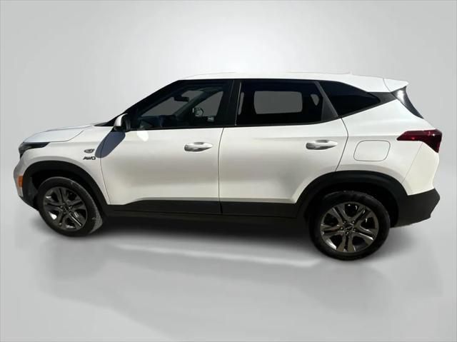 2022 kia seltos lx