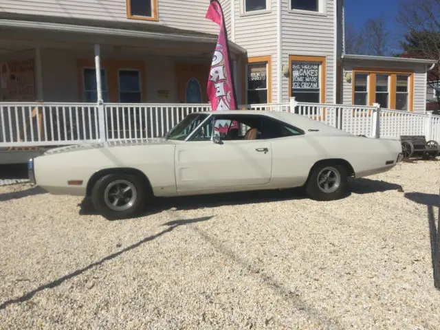 1970 dodge charger 500 1 owner rare 318 3 speed on the column rare power window