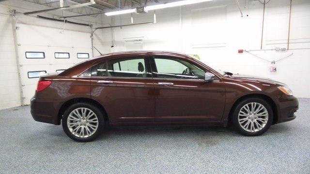 used 2012 chrysler 200 limited sedan grand forks, nd 58201 for sale in grand forks, north dakota
