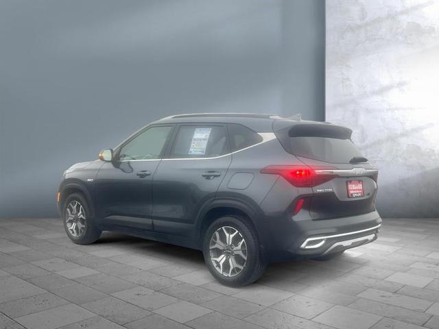2022 kia seltos ex