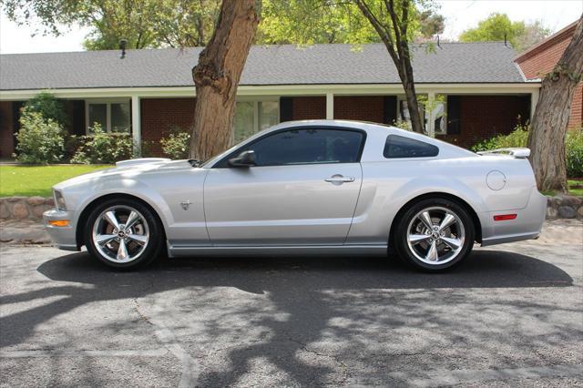 2009 ford mustang gt premium