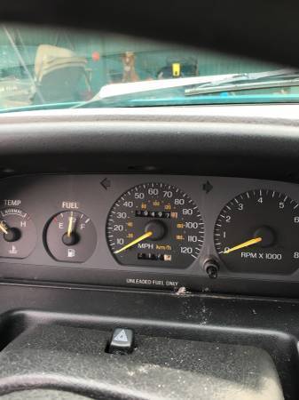 1994 ford escort lx sedan 4-door 1.9l