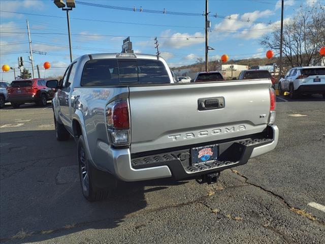 2022 toyota tacoma trd sport