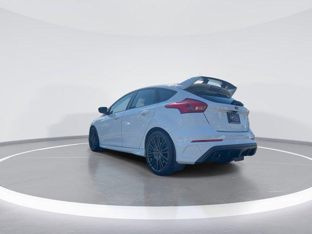 2016 ford focus rs base