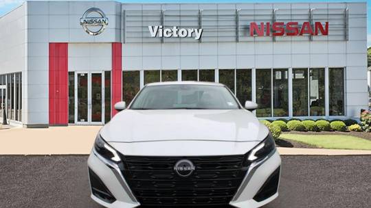 2024 Nissan Altima sl