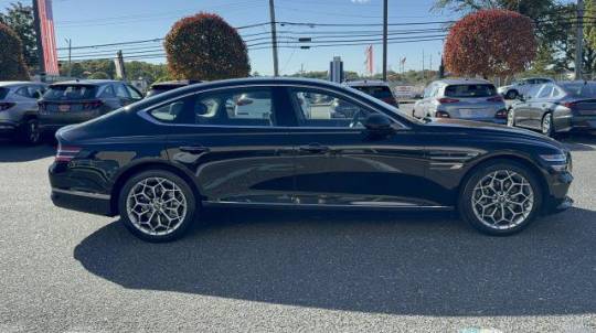 2022 Genesis G80