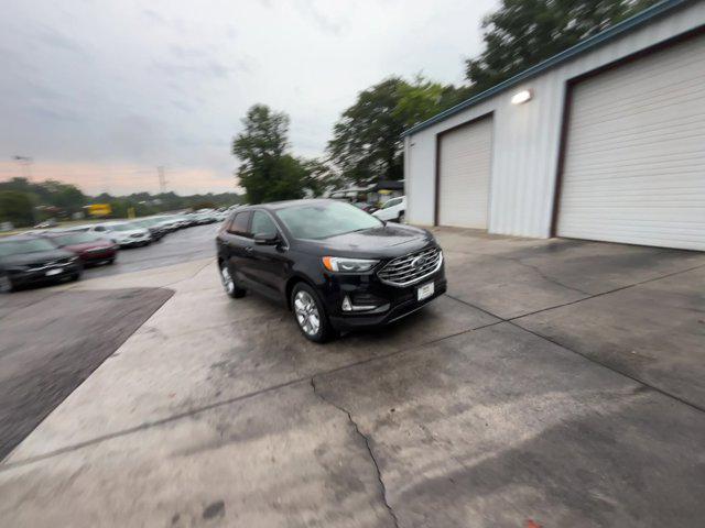 2022 ford edge titanium