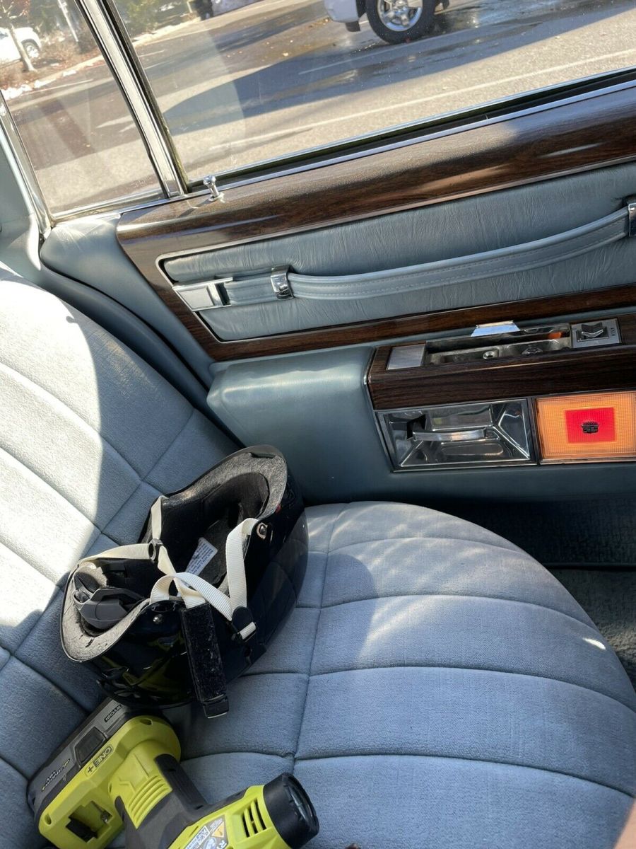 1978 cadillac de ville sedan blue rwd automatic