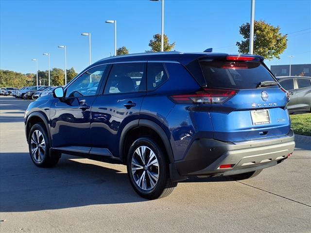 2021 nissan rogue sv