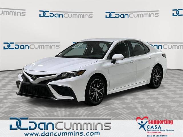 2024 toyota camry se nightshade