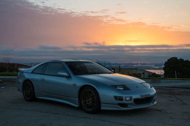 well maintained and tastefully modified jdm 1989 nissan fairlady z 2+2 5-speed