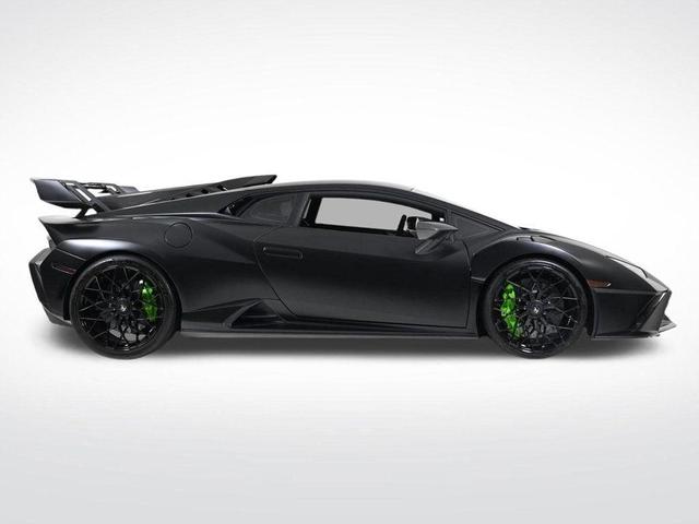 2021 lamborghini huracan sto base