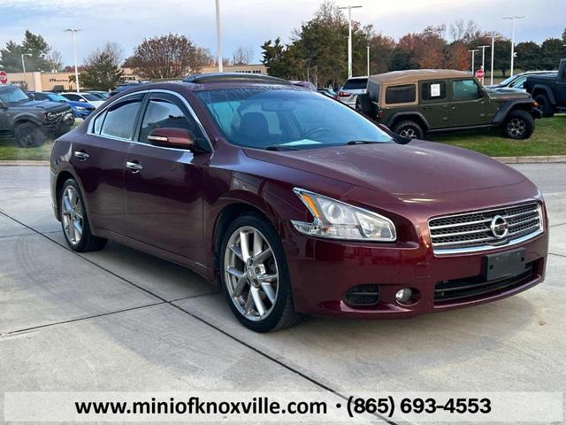 2010 nissan maxima sv