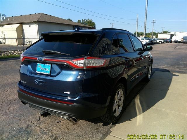 2017 ford edge se