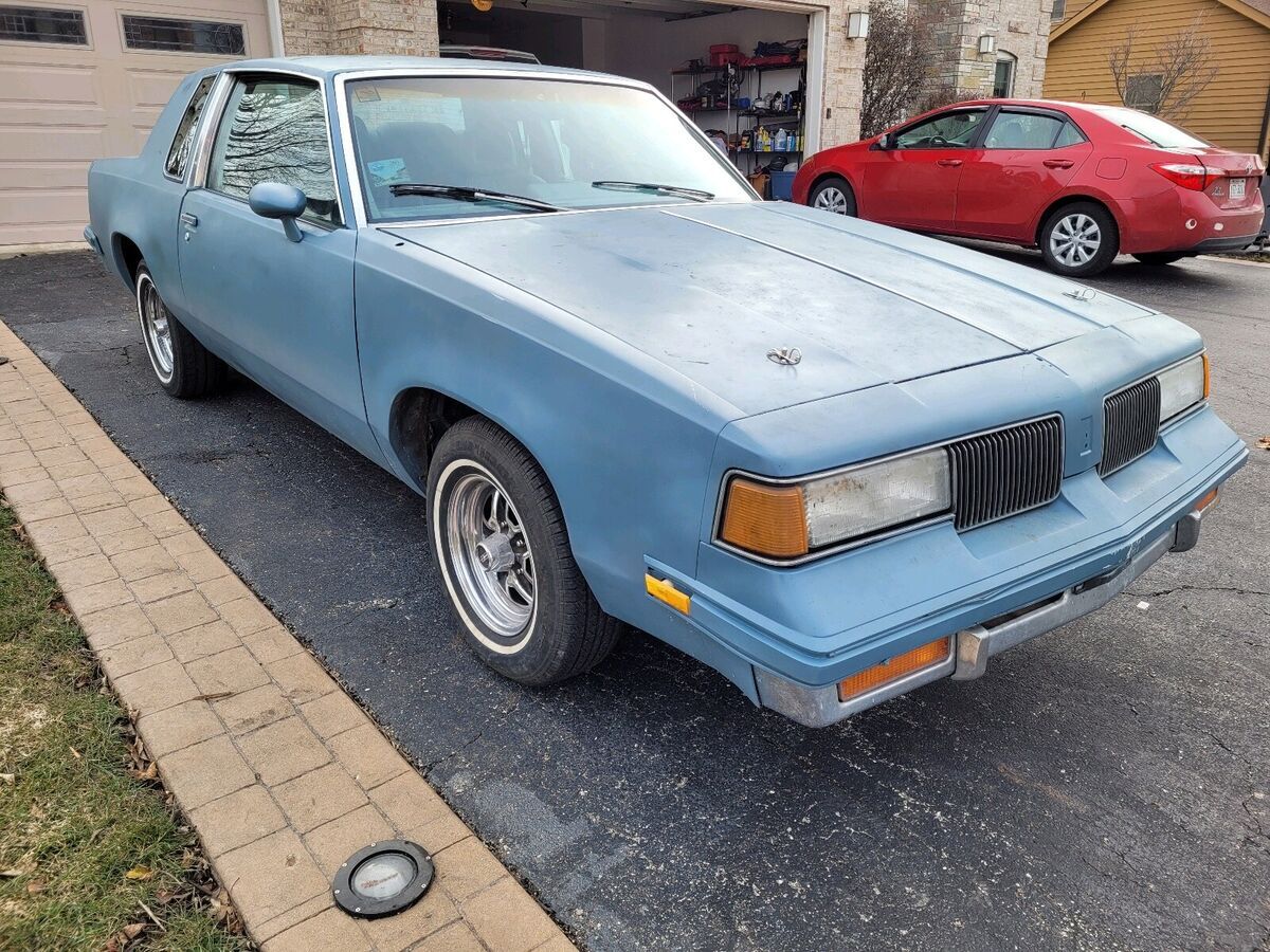 1986 oldsmobile cutlass grey rwd automatic supreme