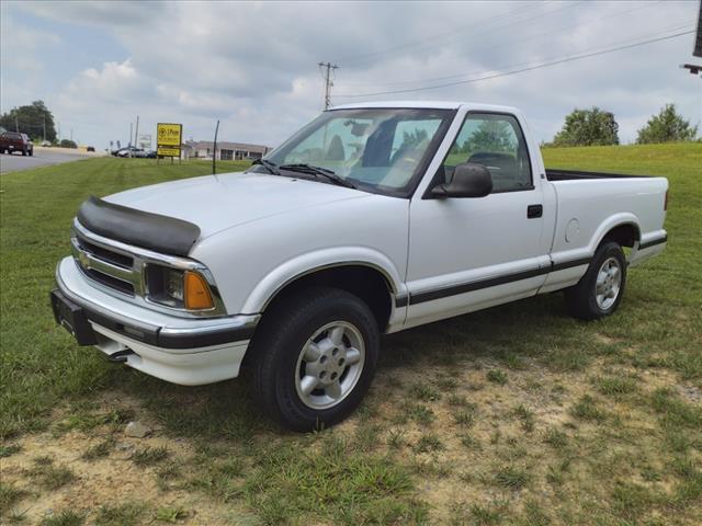 1996 chevrolet s-10 base