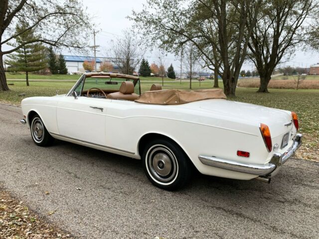 quintessential elegance by rolls-royce & coachbuilder - hj mulliner park-ward