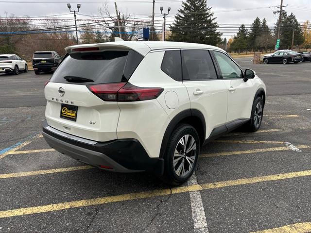 2021 nissan rogue sv