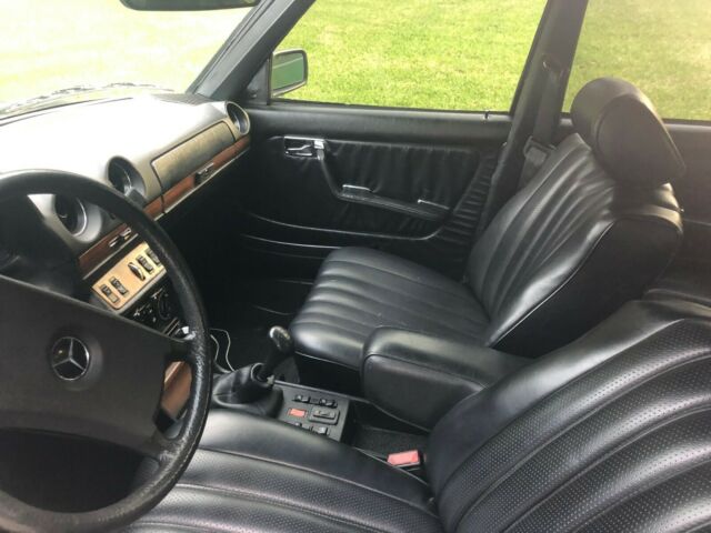 1982 mercedes-benz 240d - amazing condition - no reserve