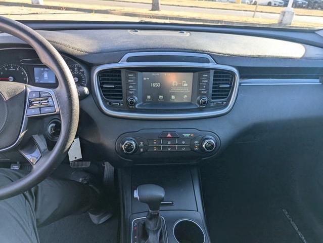 2020 kia sorento lx