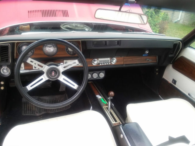 1972 oldsmobile 442 convertible- cherry bomb red exterior - white interior/top