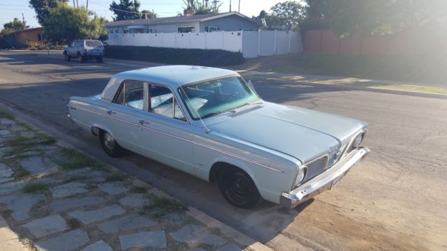 1966 plymouth valiant 200, 4dr