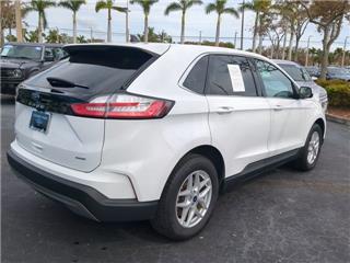 2022 Ford Edge sel