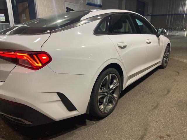 2022 kia k5 ex