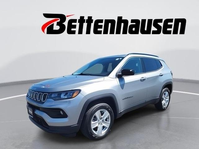 2022 jeep compass latitude