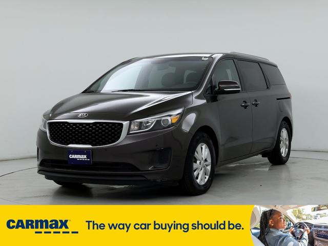 2017 kia sedona lx