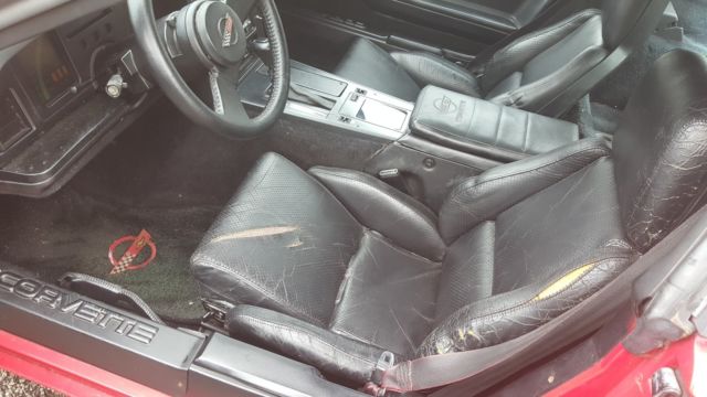 1984 c4 chevrolet corvette (video in description)