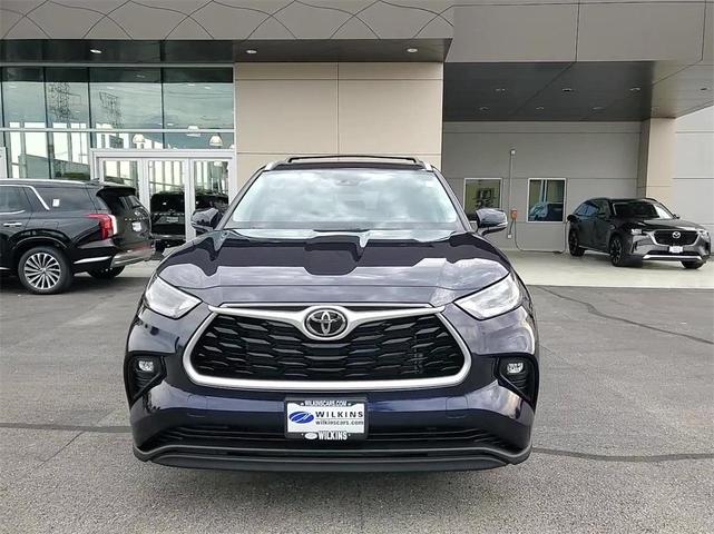 2022 toyota highlander xle