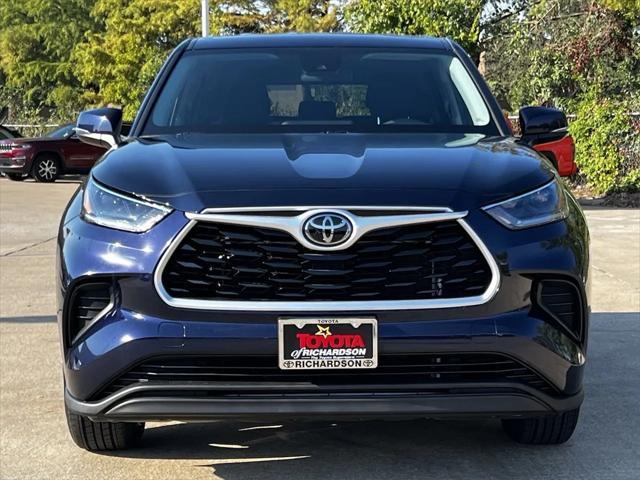 2021 toyota highlander l