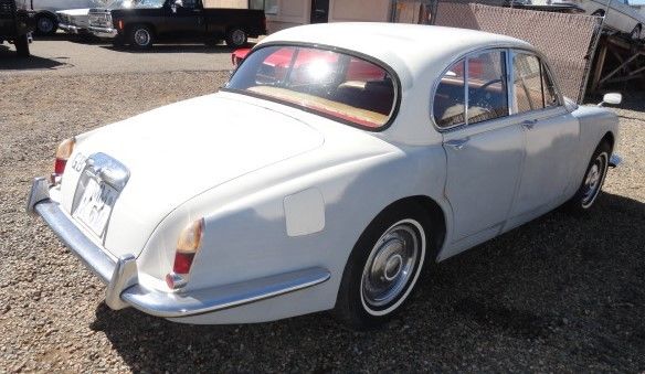 1965 jaguar s type rhd 3.4 4 speed w/overdrive, irs, disc brakes- great project