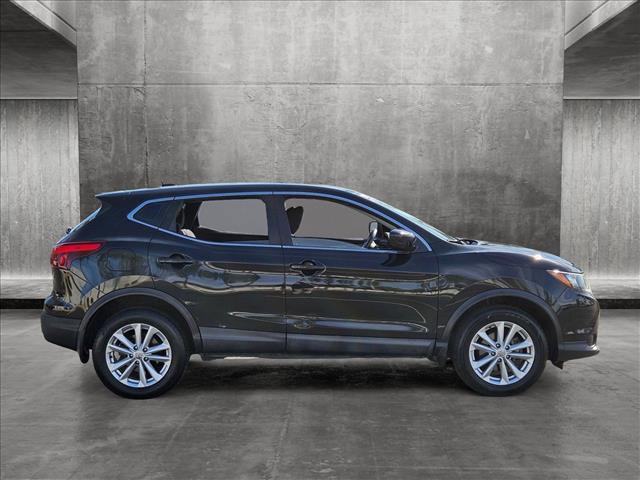 2018 nissan rogue sport s