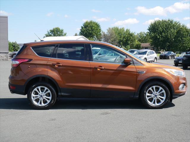 2017 ford escape se